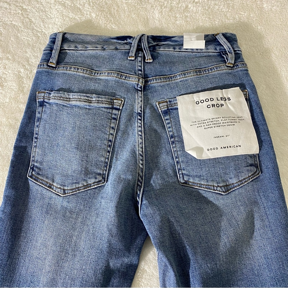 GOOD AMERICAN Good Legs Crop Distressed High Rise Skinny Ankle Jeans - Picture 4 of 8